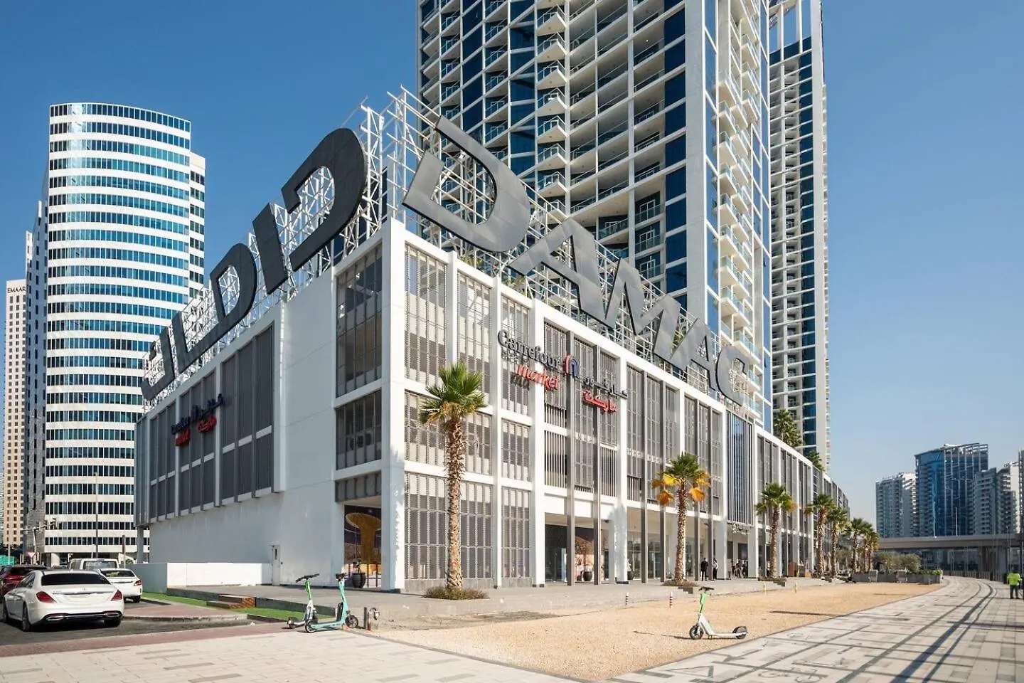 Modern Studio Overlooking Dxb Water Canal Apartment Dubai