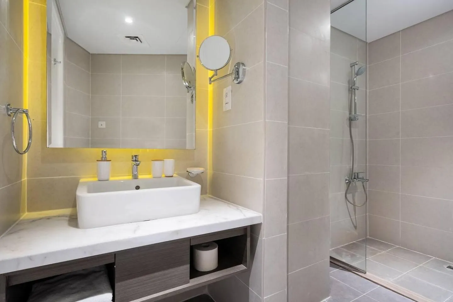 Modern Studio Overlooking Dxb Water Canal Apartment Dubai 0*,  United Arab Emirates