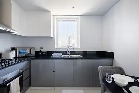 Modern Studio Overlooking Dxb Water Canal Apartment Dubai United Arab Emirates