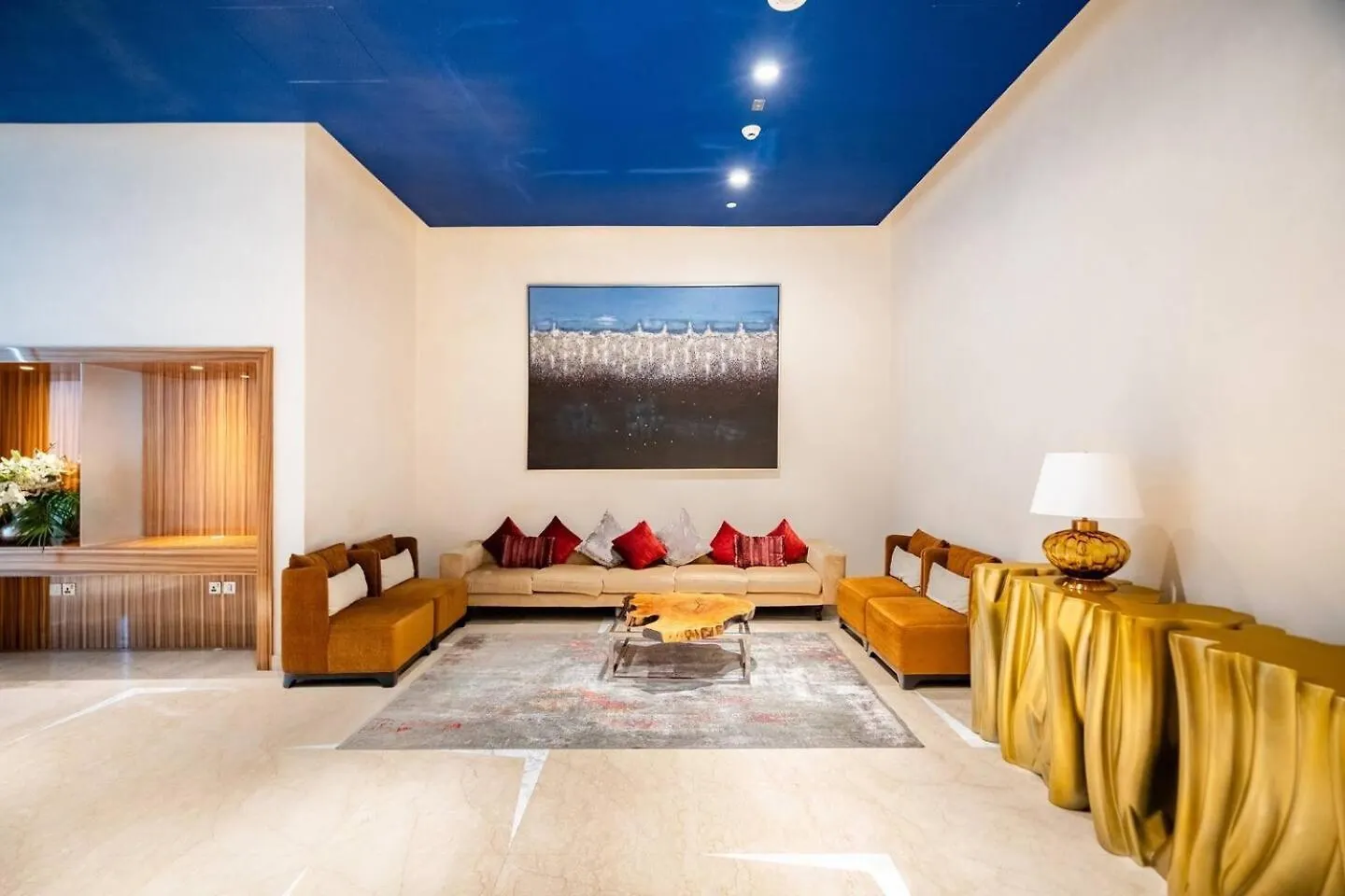 Modern Studio Overlooking Dxb Water Canal Apartment Dubai United Arab Emirates