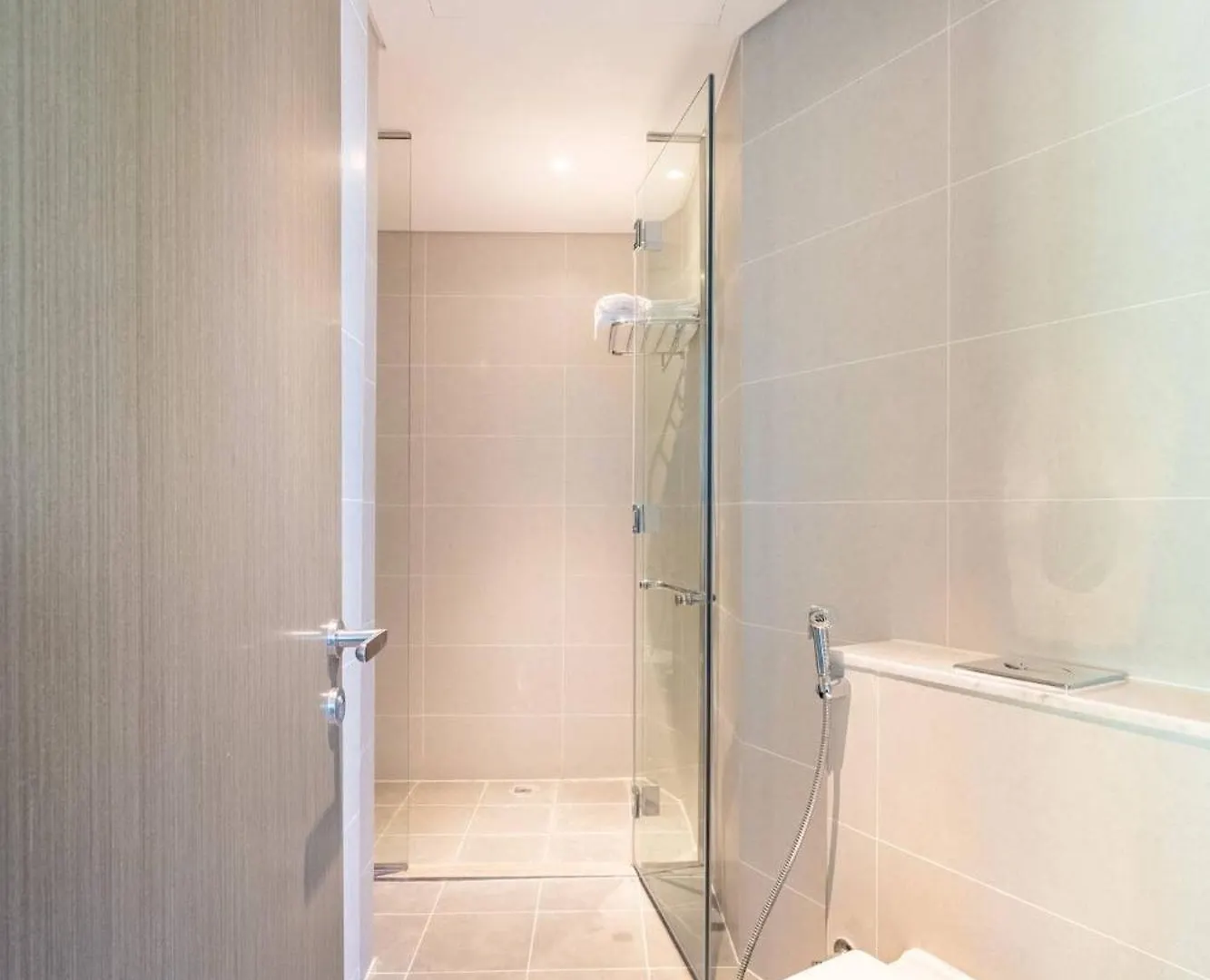 Modern Studio Overlooking Dxb Water Canal Apartment Dubai